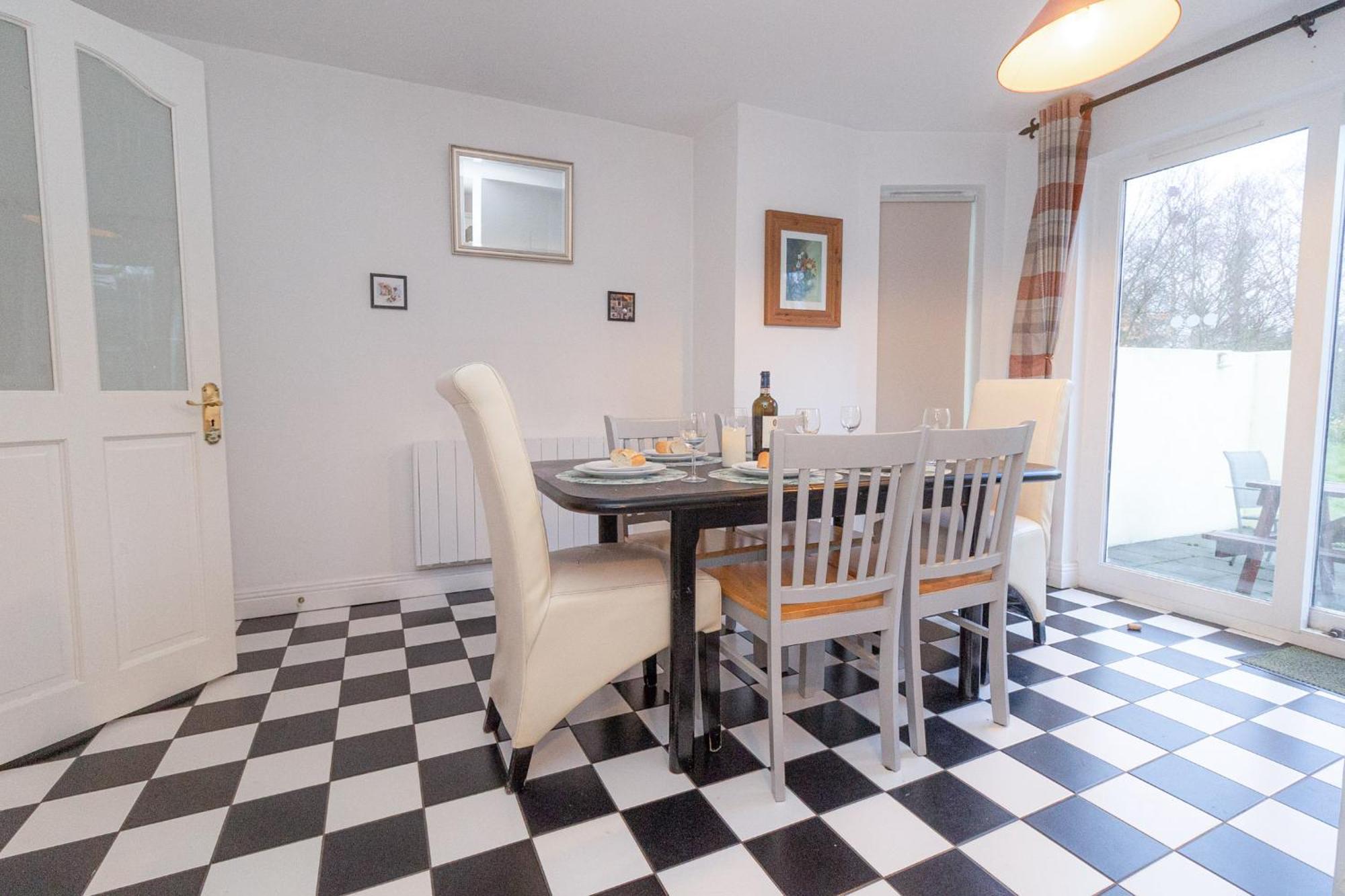 Aughrim Holiday Village No 14 By Trident Holiday Homes ภายนอก รูปภาพ